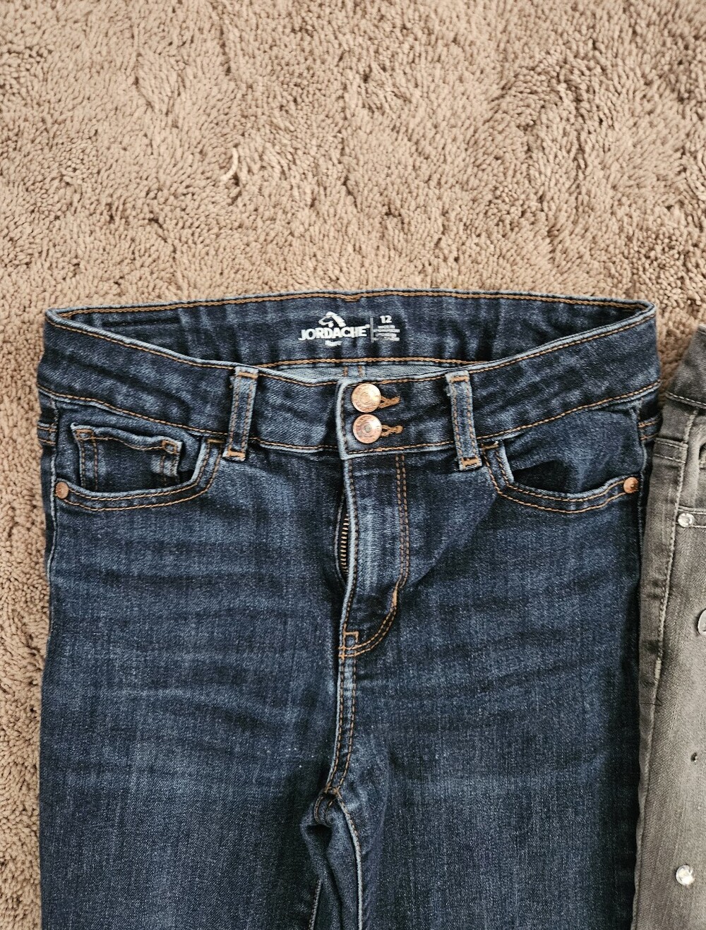 NICE ☆ Girls Lot Of 3 Jeans ~ Size 12, CUTE! - Picture 2 of 4